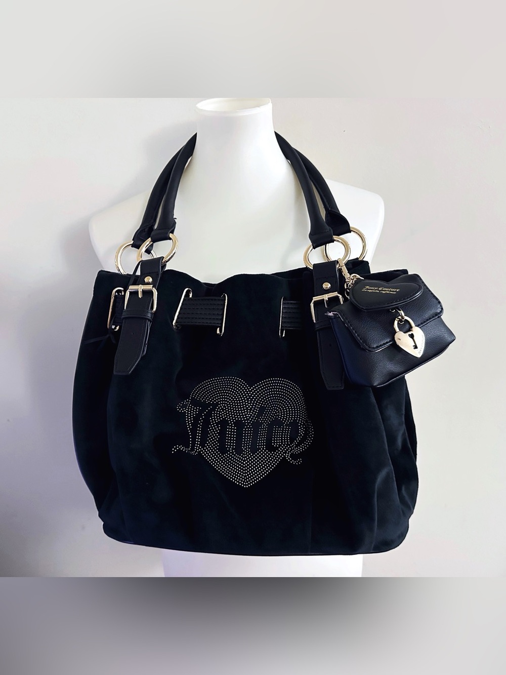 Juicy Couture Black Shoulder Bag Rhinestone Heart Logo Girly Chic Coquette Fall